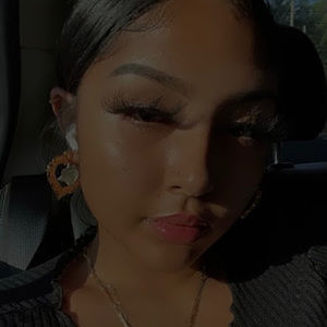 Meet your Posher, Georgia